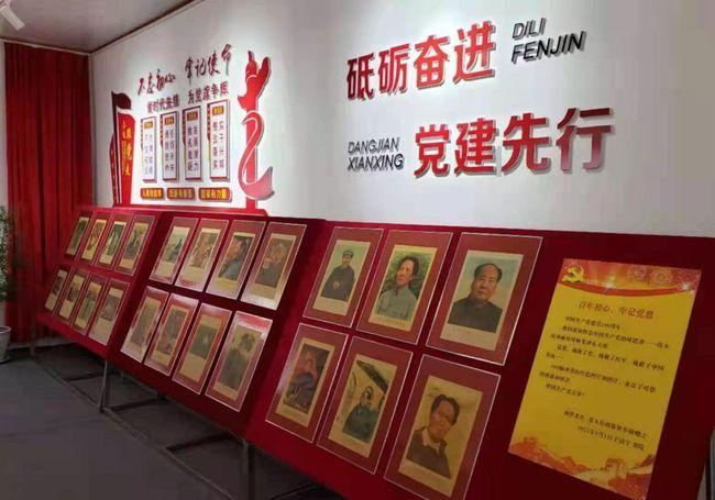 《幻兽帕鲁》的红与黑：5天捞金15亿 宝可梦坐不住了